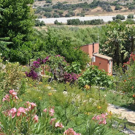Al Palmento Cruillas Bed & Breakfast 2*